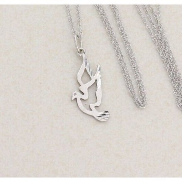 10k White Gold Dove Necklace 18" Chain - Picture 1 of 8